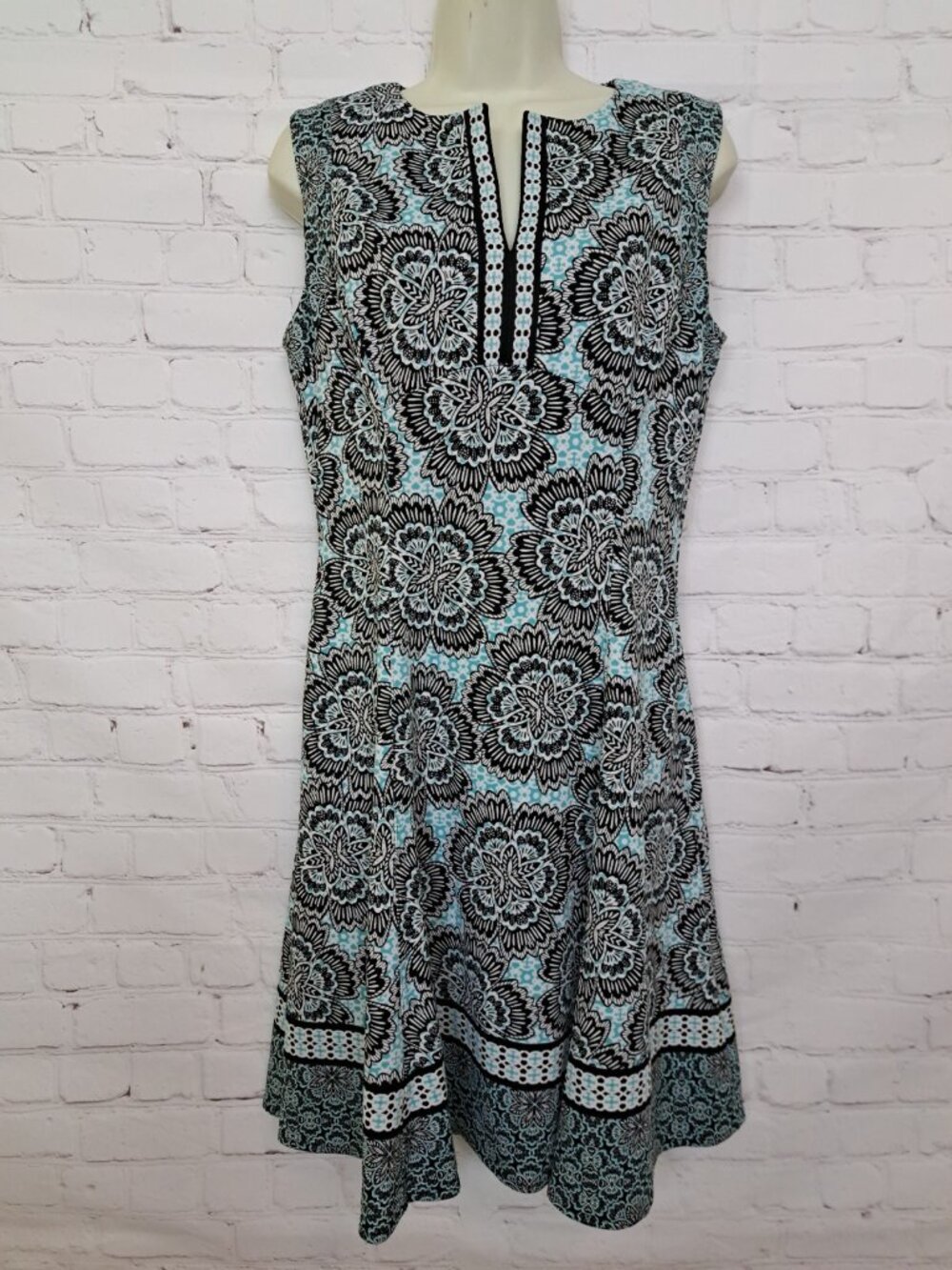 Maggy London Floral Print Sleeveless Midi Dress Size 10
